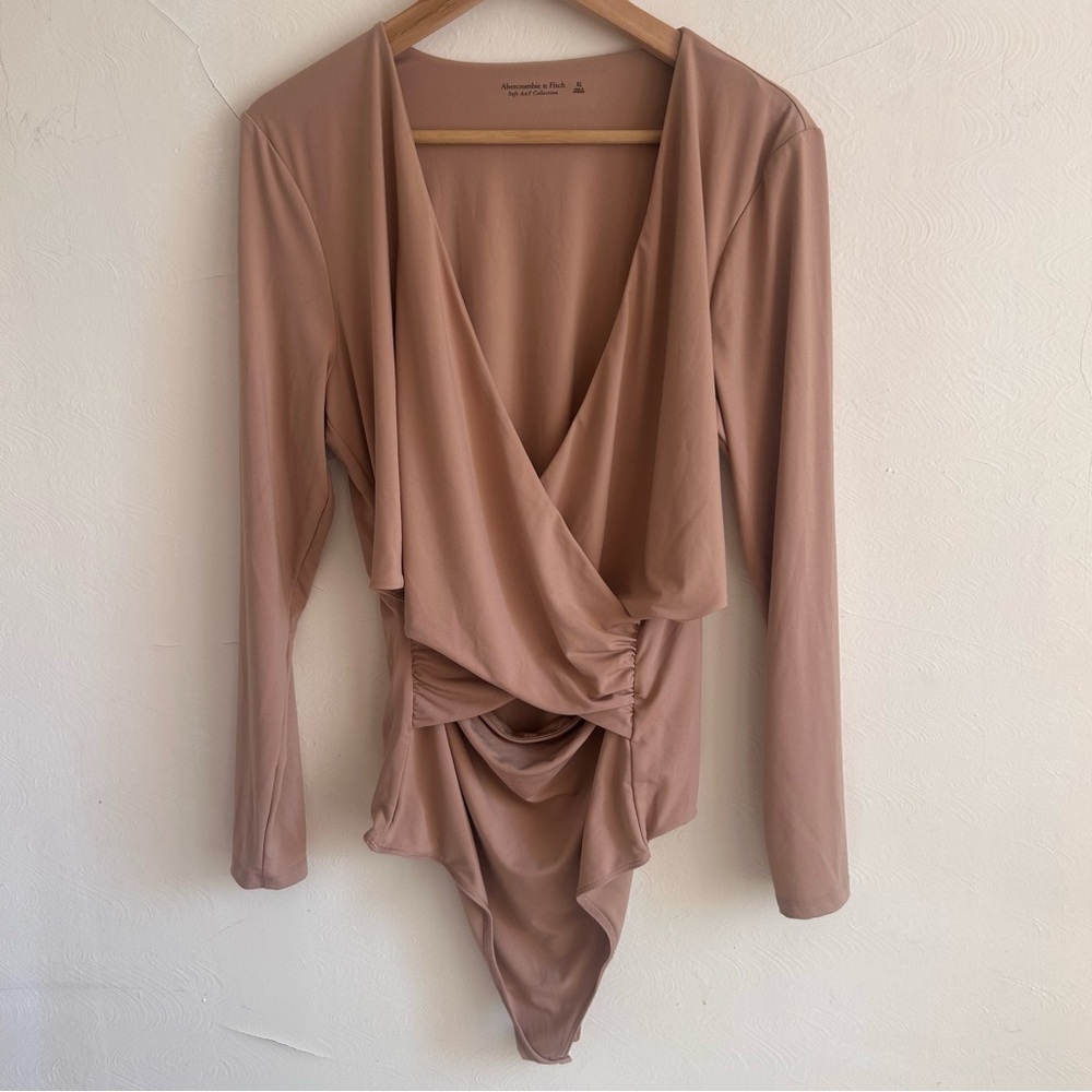 Abercrombie & Fitch Soft A&F Long Sleeve Wrap Bodysuit - XL